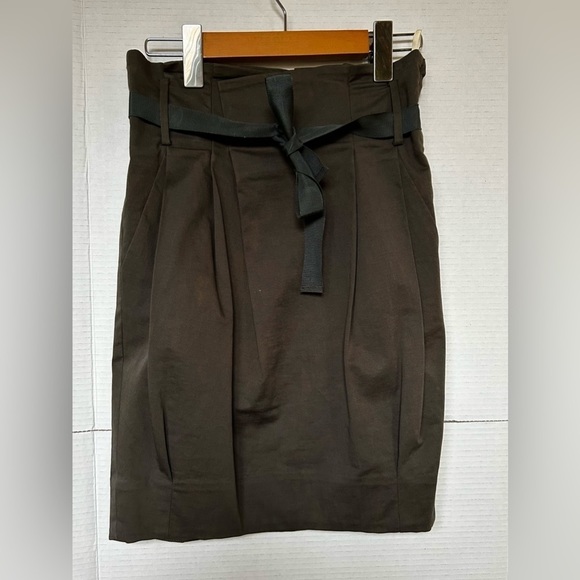 Aritzia Wilfred military green Paper Bag Skirt - Picture 2 of 10
